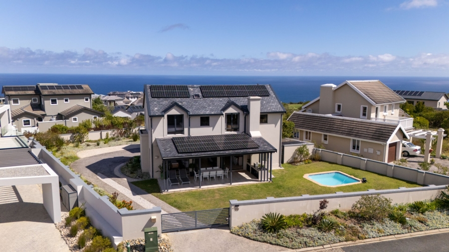 3 Bedroom Property for Sale in Pezula Golf Estate Western Cape